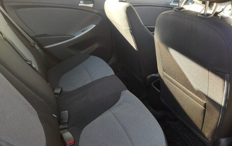Hyundai Solaris II рестайлинг, 2014 год, 965 000 рублей, 16 фотография