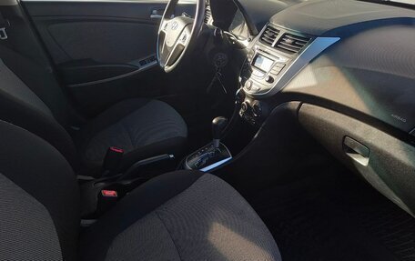Hyundai Solaris II рестайлинг, 2014 год, 965 000 рублей, 15 фотография