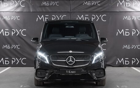 Mercedes-Benz V-Класс, 2024 год, 16 800 000 рублей, 2 фотография