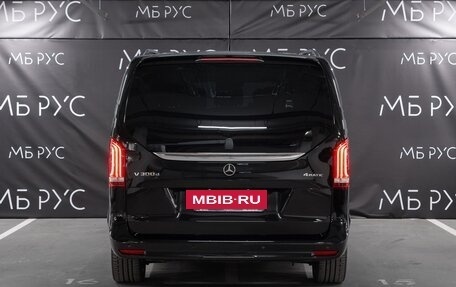 Mercedes-Benz V-Класс, 2024 год, 16 800 000 рублей, 3 фотография