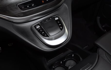 Mercedes-Benz V-Класс, 2024 год, 16 800 000 рублей, 16 фотография