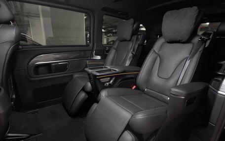 Mercedes-Benz V-Класс, 2024 год, 16 800 000 рублей, 19 фотография