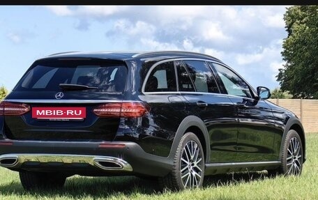 Mercedes-Benz E-Класс, 2020 год, 5 350 000 рублей, 8 фотография