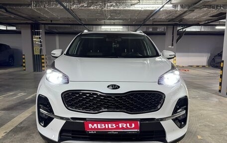 KIA Sportage IV рестайлинг, 2021 год, 2 700 000 рублей, 1 фотография