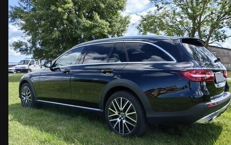 Mercedes-Benz E-Класс, 2020 год, 5 350 000 рублей, 25 фотография