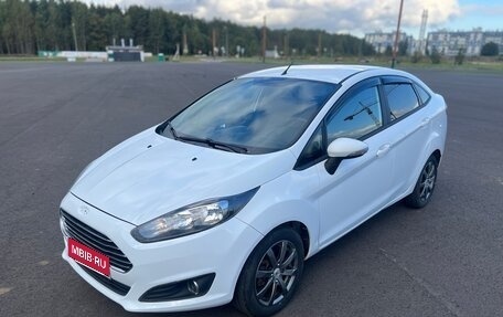 Ford Fiesta, 2015 год, 600 000 рублей, 2 фотография