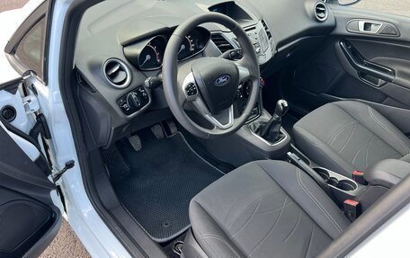 Ford Fiesta, 2015 год, 600 000 рублей, 9 фотография