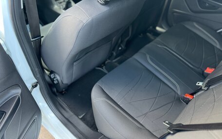 Ford Fiesta, 2015 год, 600 000 рублей, 10 фотография