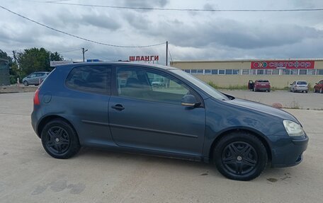 Volkswagen Golf V, 2004 год, 480 000 рублей, 6 фотография