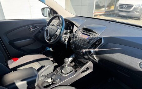 Hyundai ix35 I рестайлинг, 2015 год, 1 490 000 рублей, 11 фотография