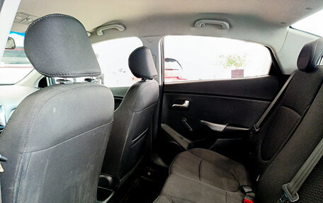 KIA Rio III рестайлинг, 2015 год, 868 000 рублей, 16 фотография