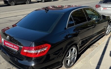Mercedes-Benz E-Класс, 2011 год, 1 700 000 рублей, 3 фотография