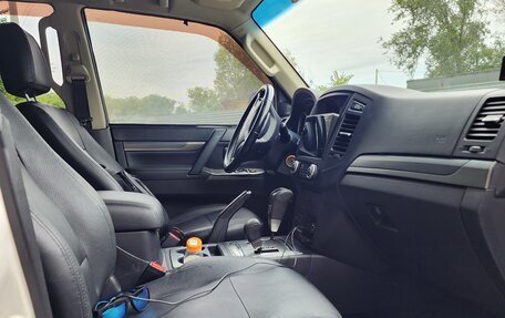 Mitsubishi Pajero IV, 2012 год, 2 450 000 рублей, 19 фотография