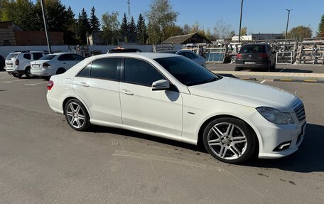 Mercedes-Benz E-Класс, 2010 год, 930 000 рублей, 11 фотография