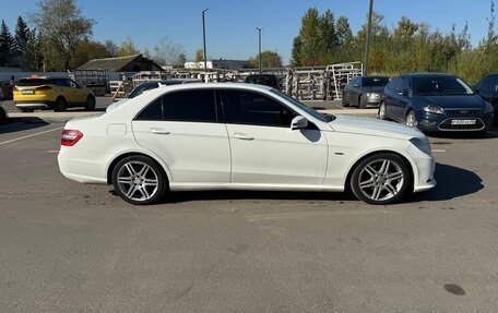 Mercedes-Benz E-Класс, 2010 год, 930 000 рублей, 12 фотография