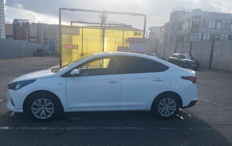 Hyundai Solaris II рестайлинг, 2020 год, 1 500 000 рублей, 4 фотография