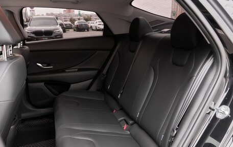 Hyundai Elantra, 2023 год, 2 298 000 рублей, 14 фотография