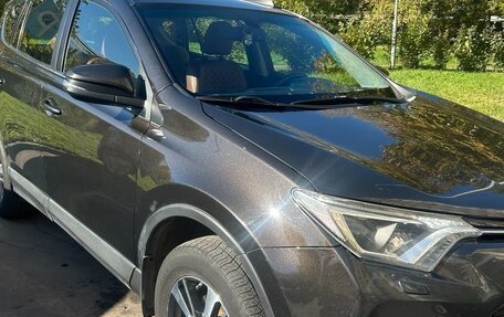 Toyota RAV4, 2015 год, 1 600 000 рублей, 10 фотография
