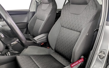 Skoda Rapid II, 2021 год, 1 750 000 рублей, 20 фотография