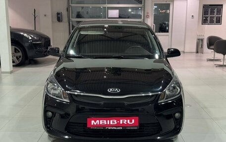 KIA Rio IV, 2018 год, 1 049 900 рублей, 2 фотография