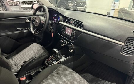 KIA Rio IV, 2018 год, 1 049 900 рублей, 11 фотография