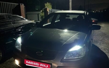 KIA Rio II, 2005 год, 550 000 рублей, 2 фотография