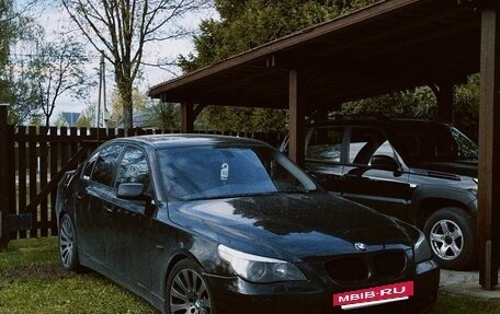 BMW 5 серия, 2003 год, 800 000 рублей, 3 фотография