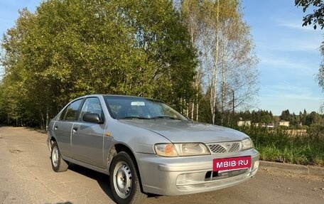 Nissan Almera, 1998 год, 299 000 рублей, 2 фотография