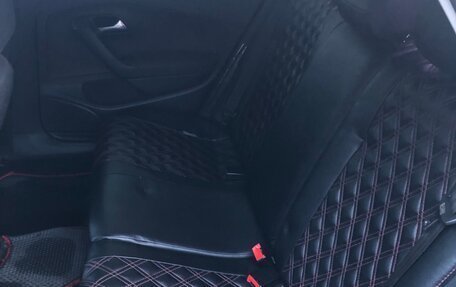 Volkswagen Polo VI (EU Market), 2018 год, 900 000 рублей, 12 фотография