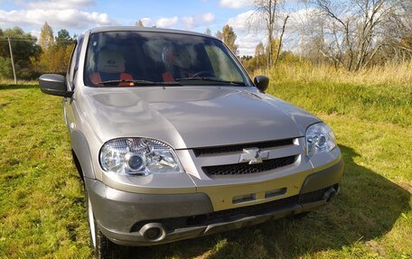 Chevrolet Niva I рестайлинг, 2016 год, 700 000 рублей, 2 фотография