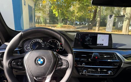 BMW 5 серия, 2017 год, 3 100 000 рублей, 14 фотография