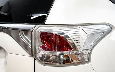 Mitsubishi Outlander III рестайлинг 3, 2012 год, 1 749 000 рублей, 11 фотография