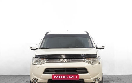 Mitsubishi Outlander III рестайлинг 3, 2012 год, 1 749 000 рублей, 3 фотография