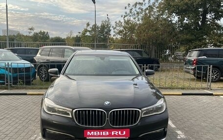 BMW 7 серия, 2017 год, 2 990 000 рублей, 4 фотография