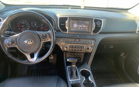 KIA Sportage IV рестайлинг, 2018 год, 2 109 400 рублей, 14 фотография