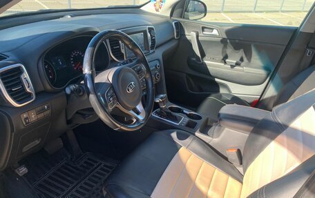 KIA Sportage IV рестайлинг, 2018 год, 2 109 400 рублей, 13 фотография