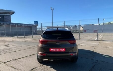 KIA Sportage IV рестайлинг, 2018 год, 2 109 400 рублей, 6 фотография