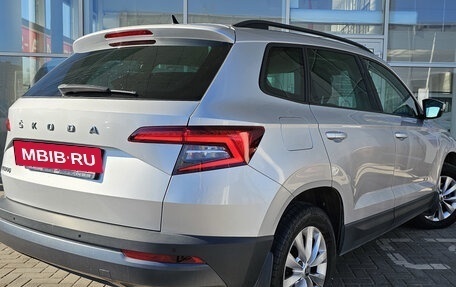 Skoda Karoq I, 2020 год, 2 400 000 рублей, 2 фотография