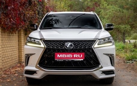 Lexus LX III, 2017 год, 10 500 000 рублей, 6 фотография