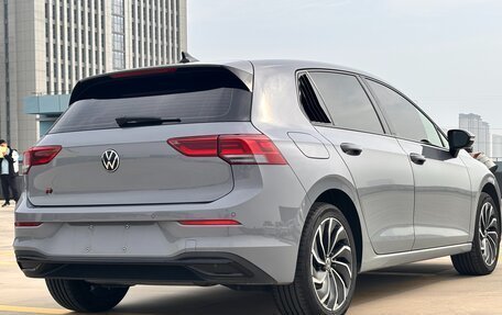 Volkswagen Golf VIII, 2022 год, 1 870 000 рублей, 5 фотография