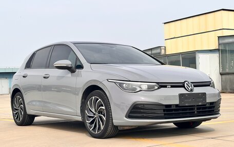 Volkswagen Golf VIII, 2022 год, 1 870 000 рублей, 7 фотография