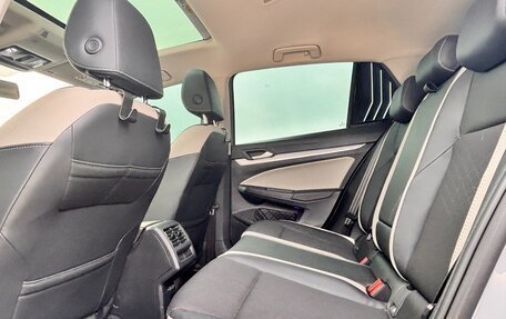 Volkswagen Golf VIII, 2022 год, 1 870 000 рублей, 19 фотография
