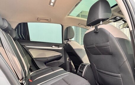Volkswagen Golf VIII, 2022 год, 1 870 000 рублей, 29 фотография