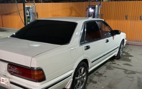 Nissan Gloria VIII, 1988 год, 350 000 рублей, 6 фотография