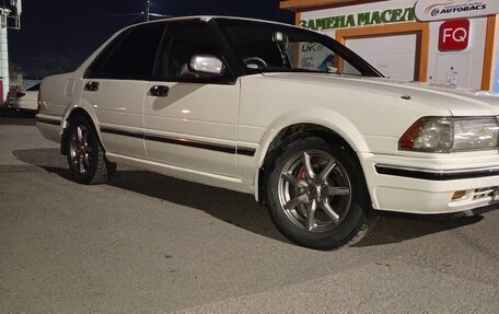 Nissan Gloria VIII, 1988 год, 350 000 рублей, 13 фотография