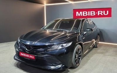 Toyota Camry, 2018 год, 2 289 000 рублей, 1 фотография