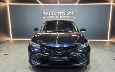 Toyota Camry, 2018 год, 2 289 000 рублей, 2 фотография
