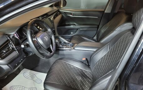Toyota Camry, 2018 год, 2 289 000 рублей, 7 фотография