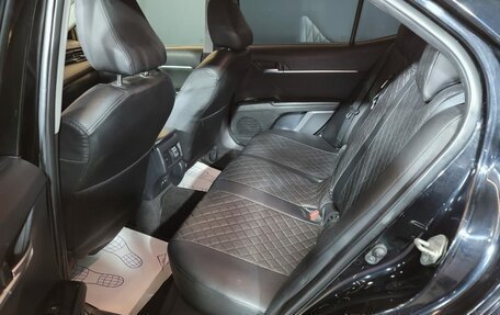 Toyota Camry, 2018 год, 2 289 000 рублей, 8 фотография