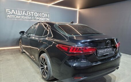 Toyota Camry, 2018 год, 2 289 000 рублей, 6 фотография